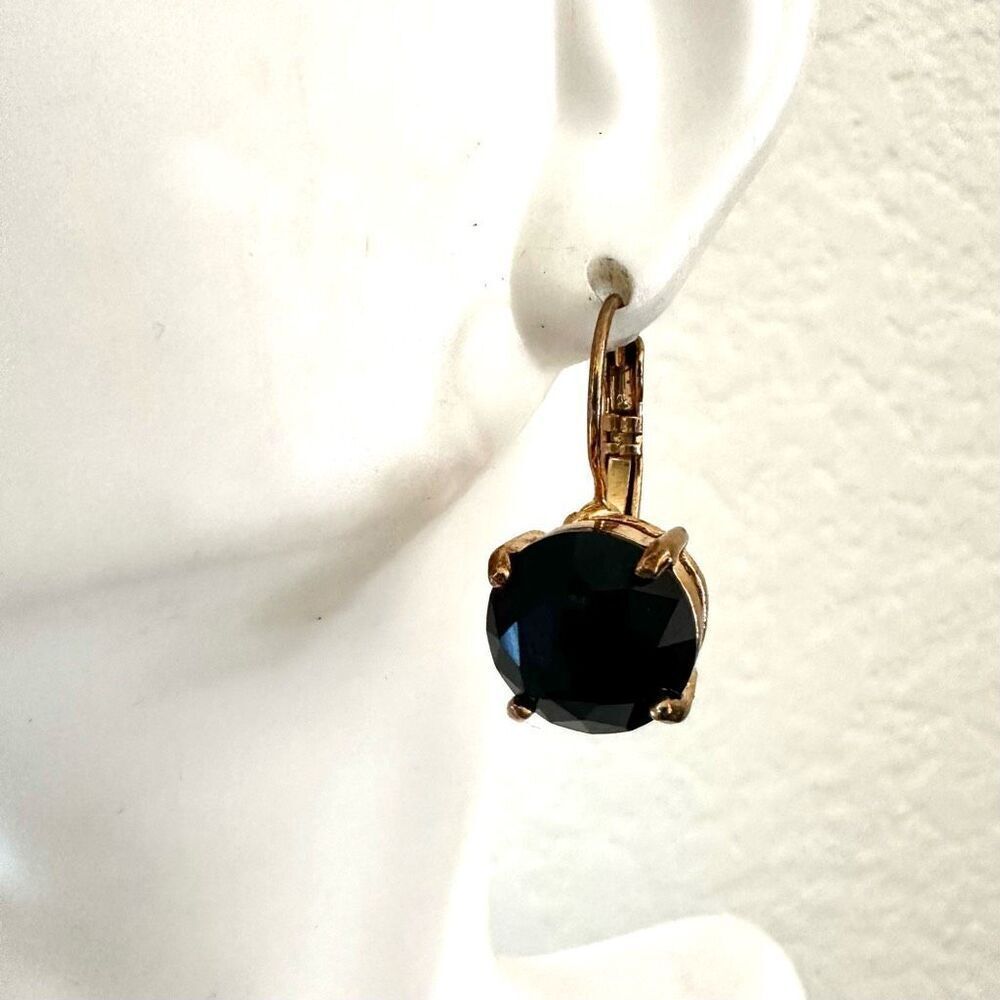 Black and gold tone circle earrings